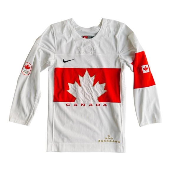 IIHF Team Canada ‘14 Olympic NIKE White Hockey Jersey Women's Size: XS - Picture 1 of 7